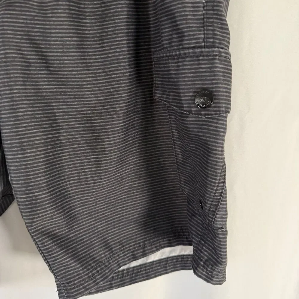 Oakley Hybrid Swim Shorts Men's 34 Black Grey Striped Cargo Pocket Snap Button